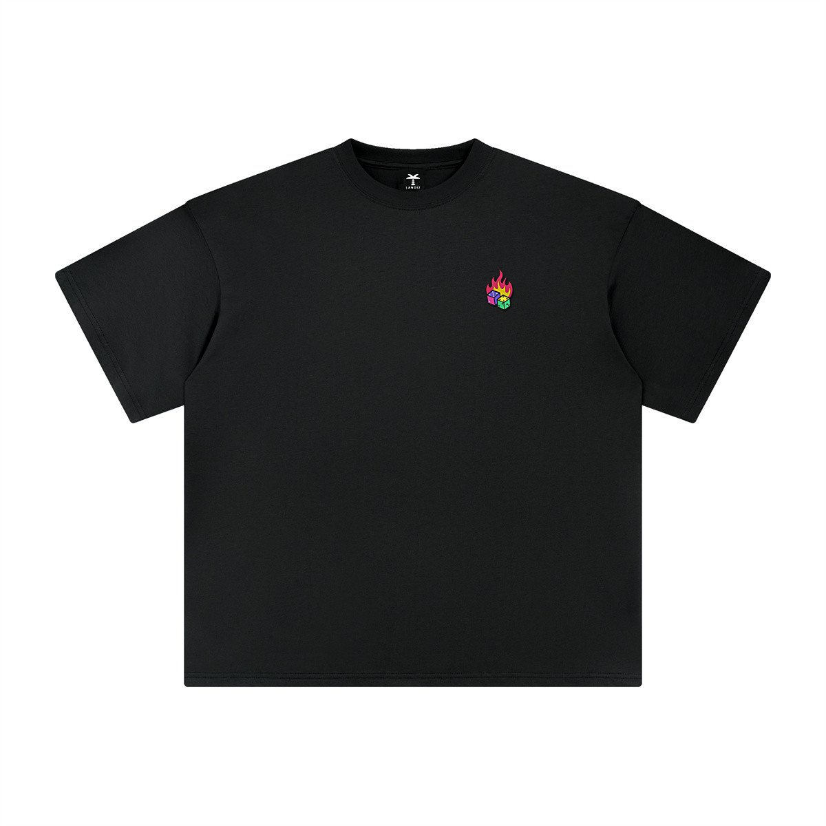T-shirt oversized brodé Dés en feu – noir – cœur