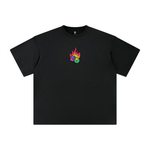T-shirt oversized brodé Dés en feu – noir – centre devant