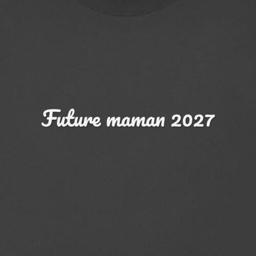 T-shirt brodé « Future maman » – aperçu broderie