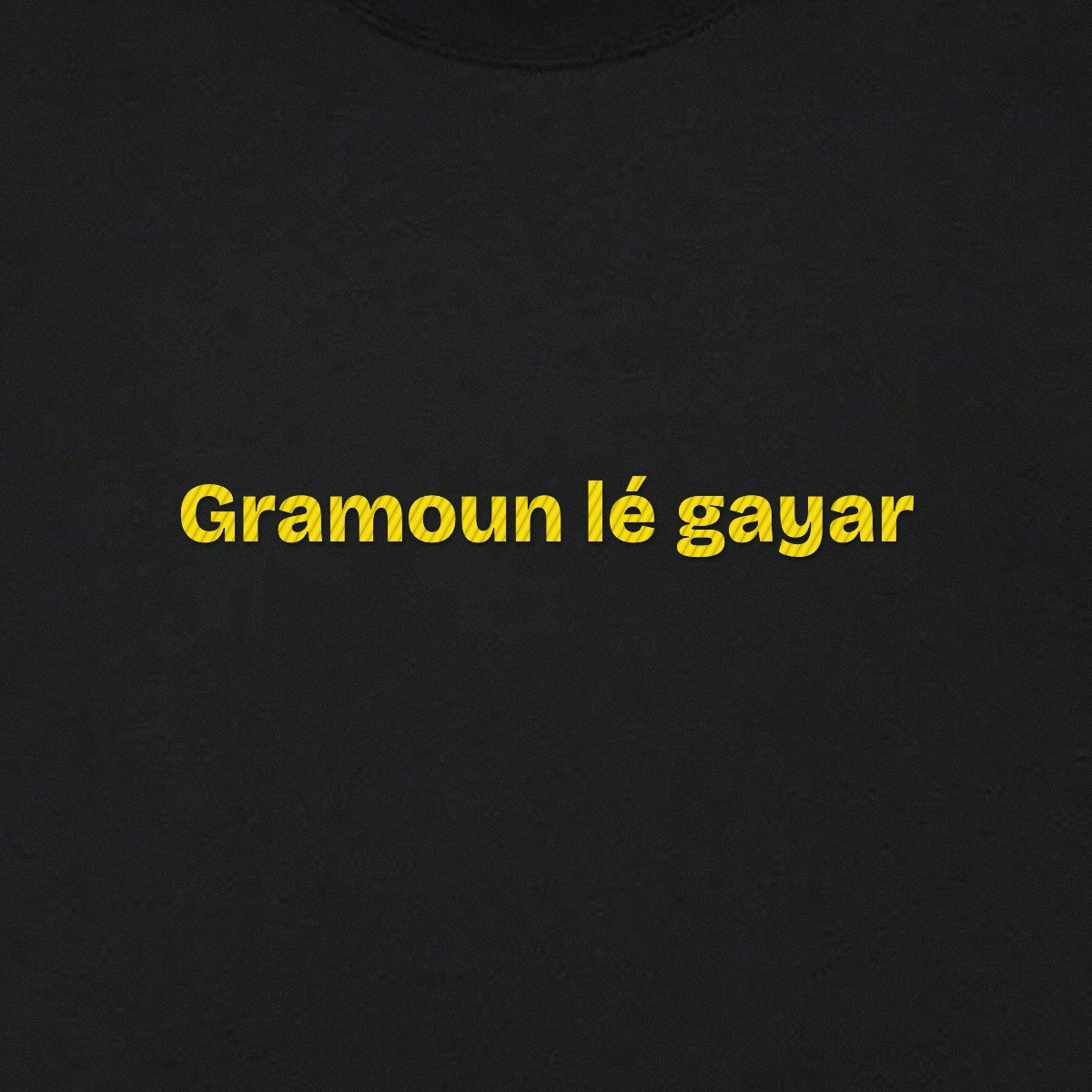 T-shirt brodé « Gramoun lé gayar » – aperçu broderie